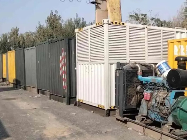 邳州200KW柴油发电机机组每小时油耗是多少？