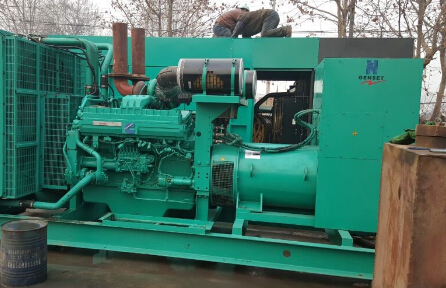 邳州发电机组如何判断水冷式机油散热器内部是否需要清洗？